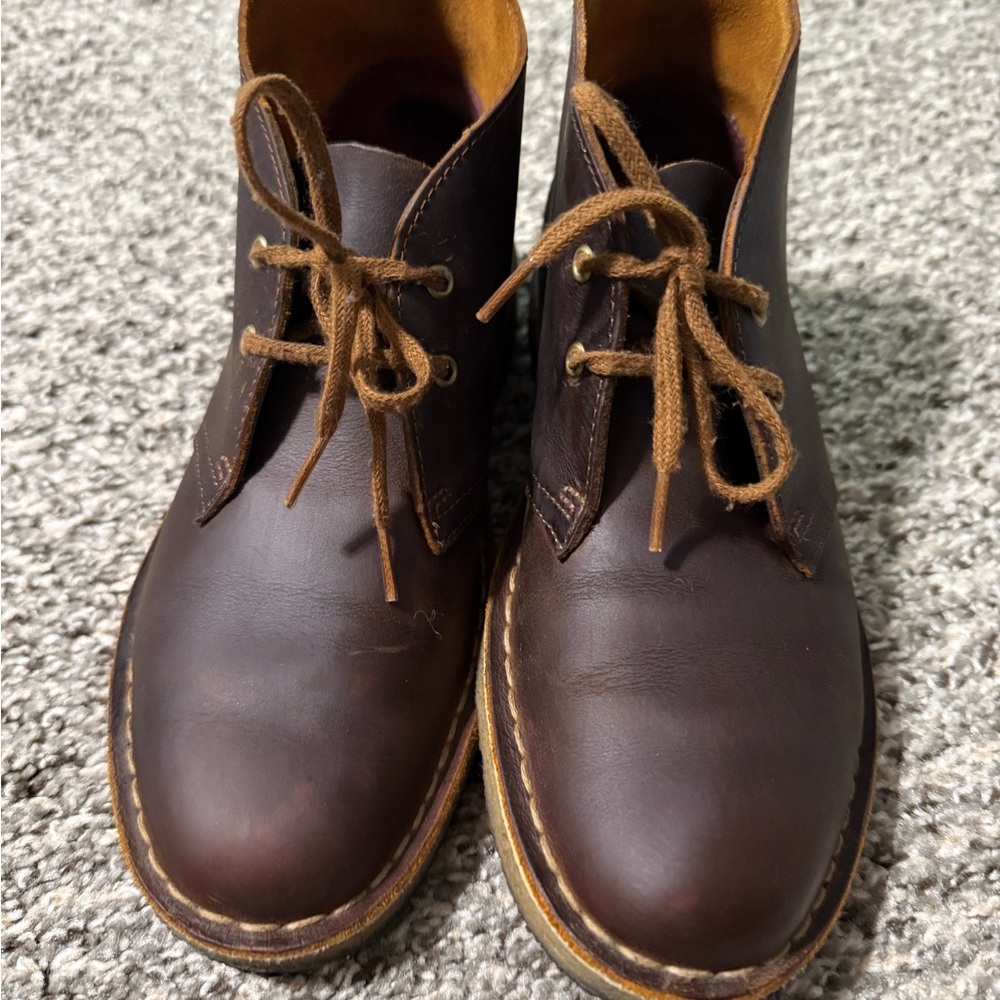 Clark’s Originals Women’s Desert Boot Beeswax size 7.5